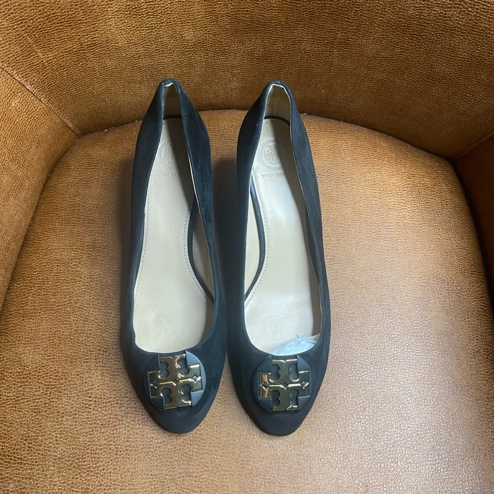 Tory Burch Black Suede Wedge Flats / Pumps - Size 9